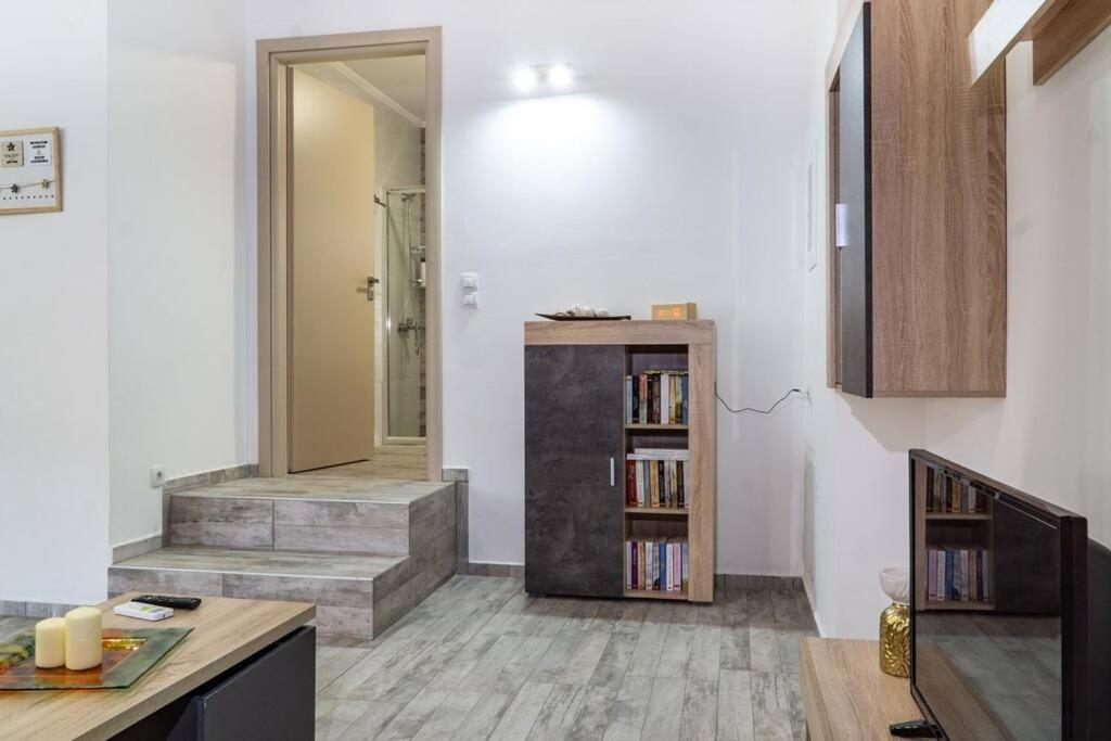 Ferienwohnung Artemissia New Well Sided Modish House Kíssamos Exterior foto